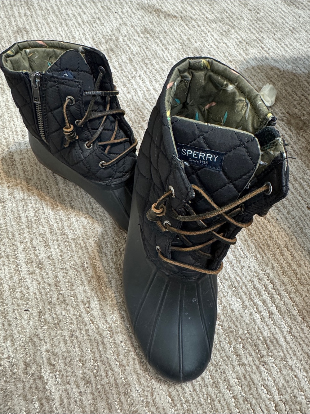 Sperry Saltwater Women’s Size 10 Black Quilted Duck Boots Waterproof